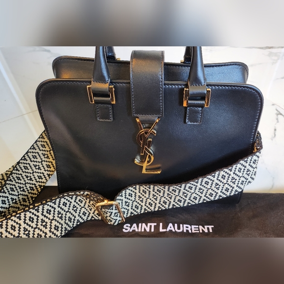 ❤️‼️SALE‼️❤️Gorgeous Authentic Saint Laurent YSL Baby Cabas Black Leather Bag - Picture 3 of 16